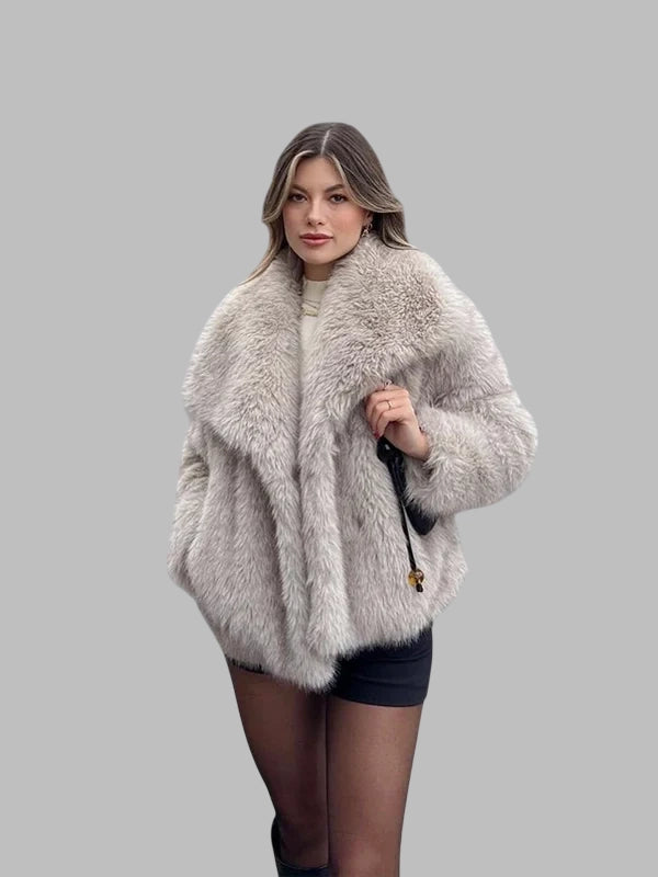 4360 240 Zara Faux Fur Jacket